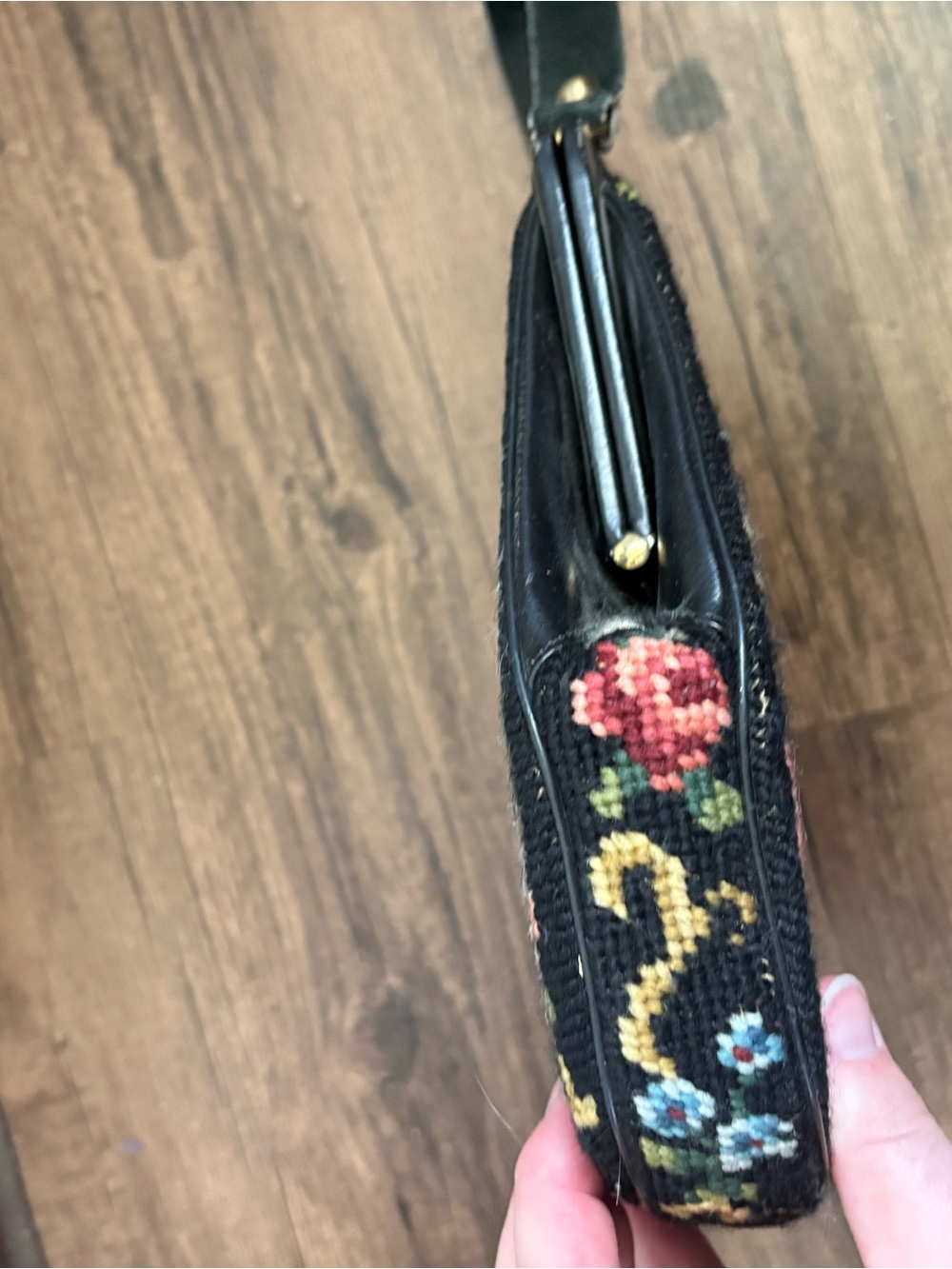 Black Floral Needlepoint Shoulder Bag with Vintage Clasp - Picture 4 of 10